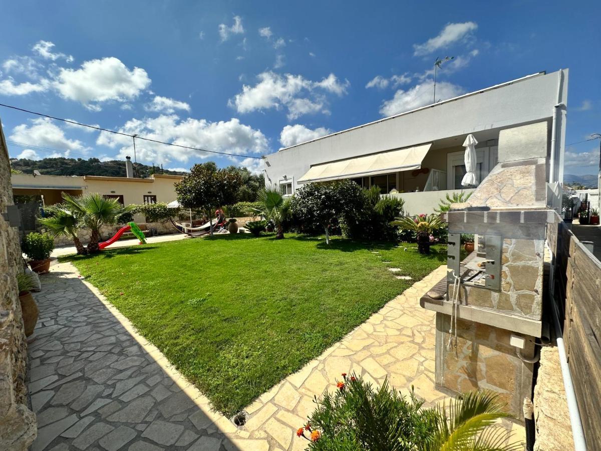 Bio Garden Stonehouse Villa Gonia Bagian luar foto